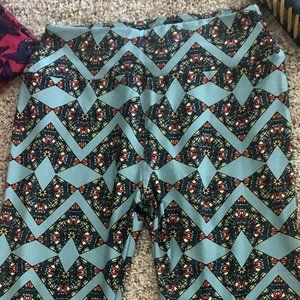 NEW LuLaRoe Pattern Leggings OS